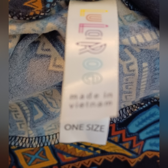 🤍 EUC LuLaRoe Native Eagle Leggings Size OS - Picture 6 of 6